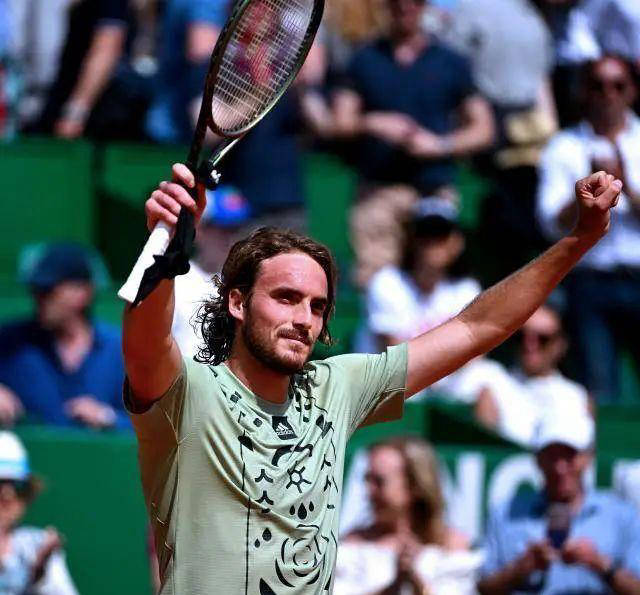 日本网球队鏖战澳大利亚网球队,西西帕斯高光表现的简单介绍 日本网球队鏖战澳大利亚网球队,西西帕斯高光表现的简单介绍