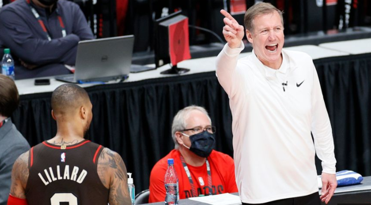 开拓者主帅斯托茨智斗对手,率队取胜 开拓者主帅斯托茨智斗对手,率队取胜