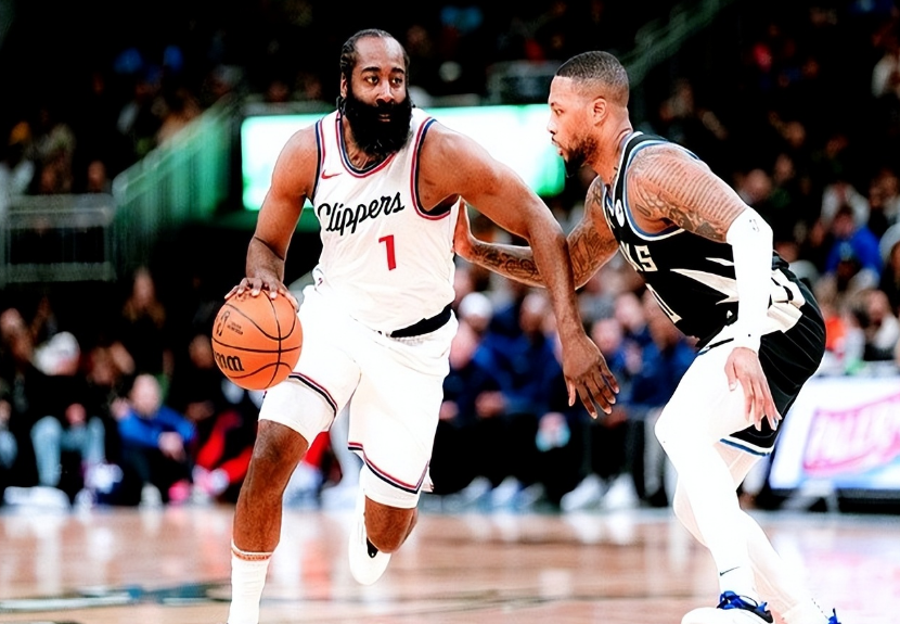 雄鹿全队精神饱满，迎战东部挑战赛