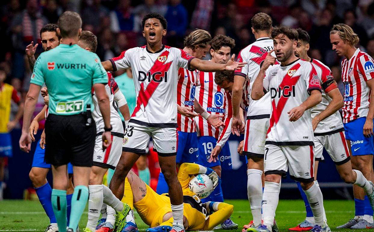 关于马洛卡逼平巴列卡诺：客场不败纪录继续的信息