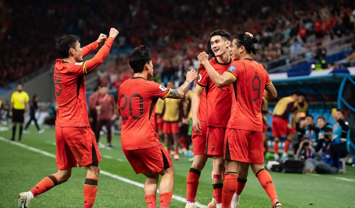 足球聚焦中国联赛，球队实力对抗