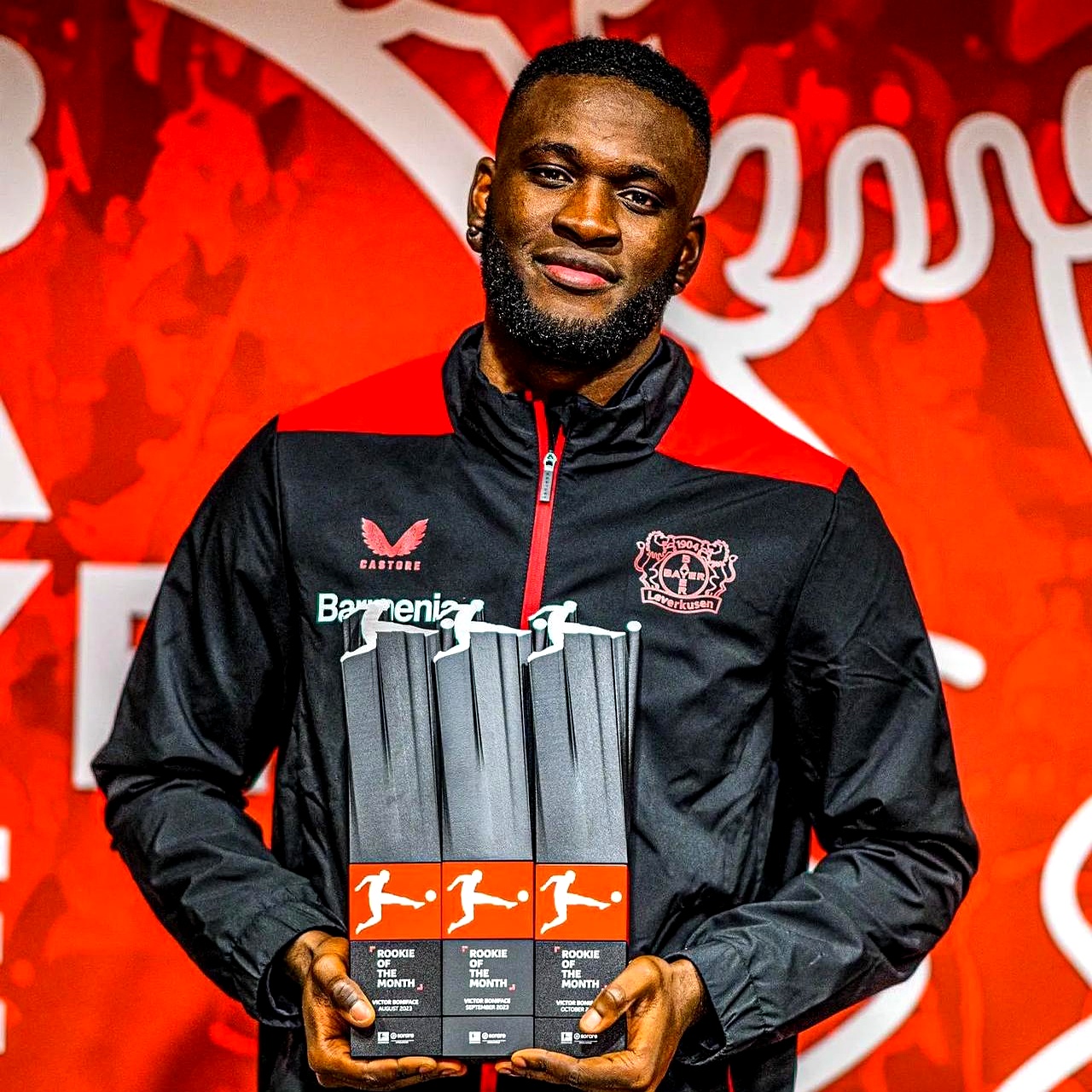 摩纳哥周末豪取胜利，德国足球冠军称王的简单介绍