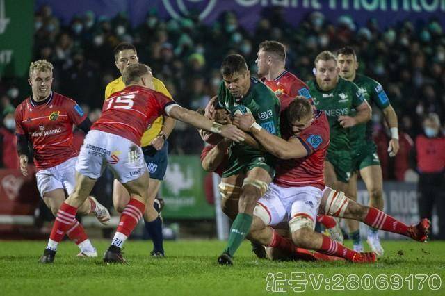 比赛节奏快速,双方互有攻守,结果难以预测 比赛节奏快速,双方互有攻守,结果难以预测