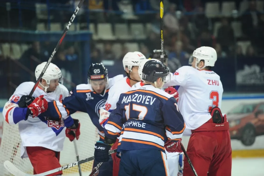 摩纳哥后防线表现神勇,守住三分 摩纳哥后防线表现神勇,守住三分