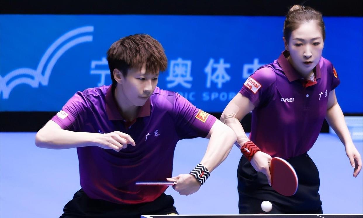 精彩瞬间频现,球员技术精湛!的简单介绍 精彩瞬间频现,球员技术精湛!的简单介绍