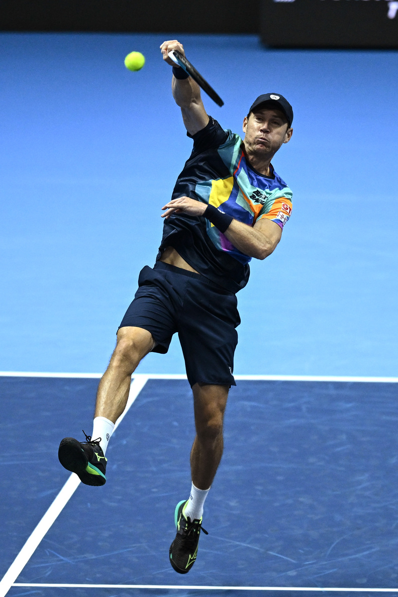 关于日本网球队险胜美国网球队，费德勒爆发神勇的信息