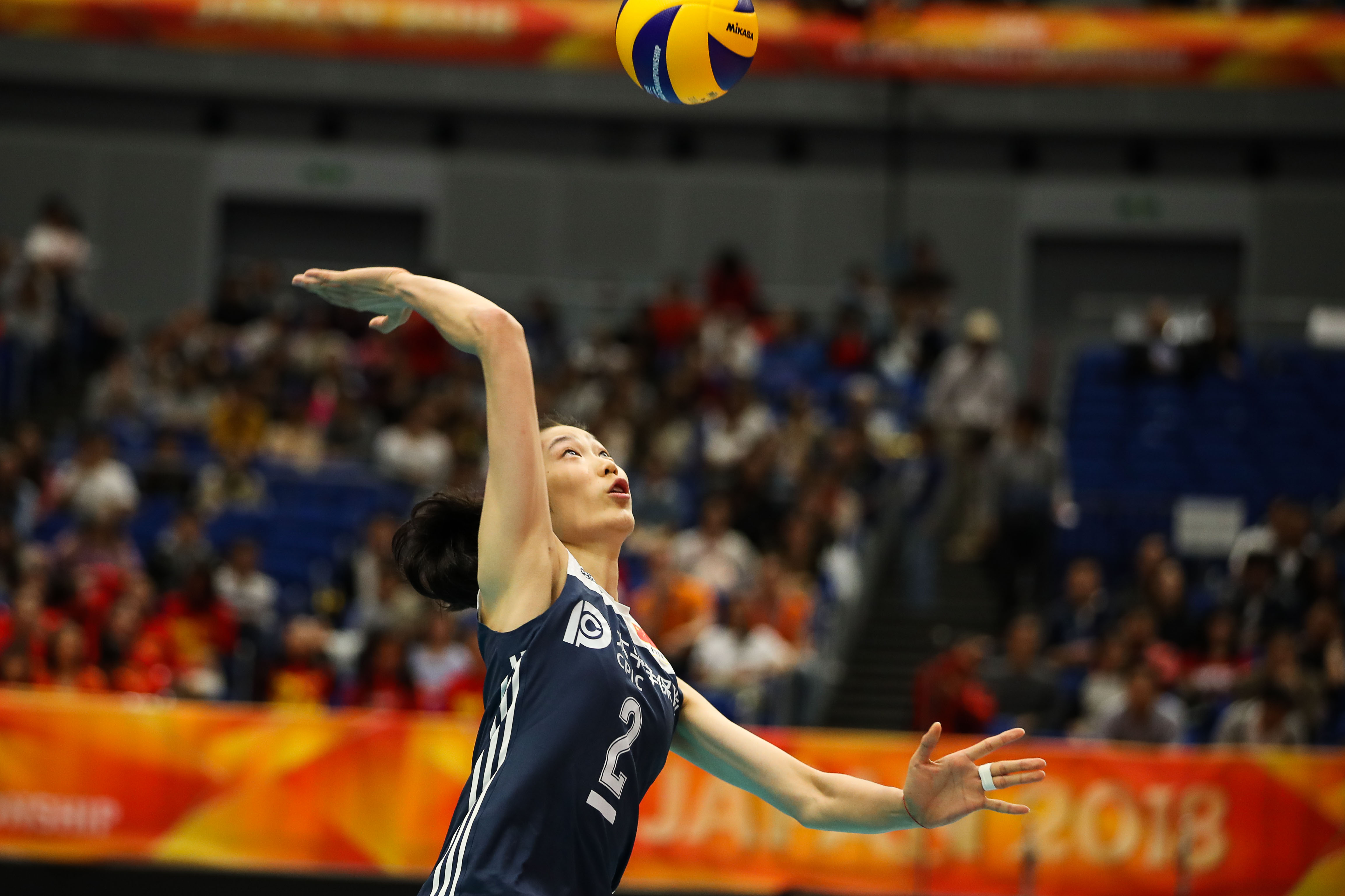 包含韩国队鏖战中国队，黄鸭组合高光表现的词条