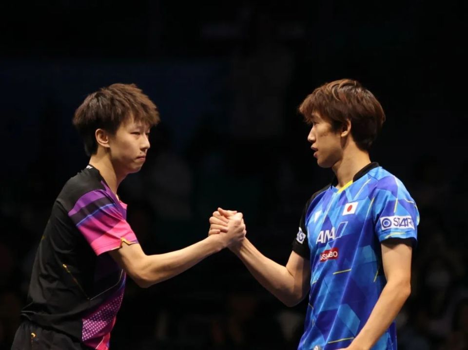 日本队轻取葡萄牙队，梁靖崑关键制胜的简单介绍