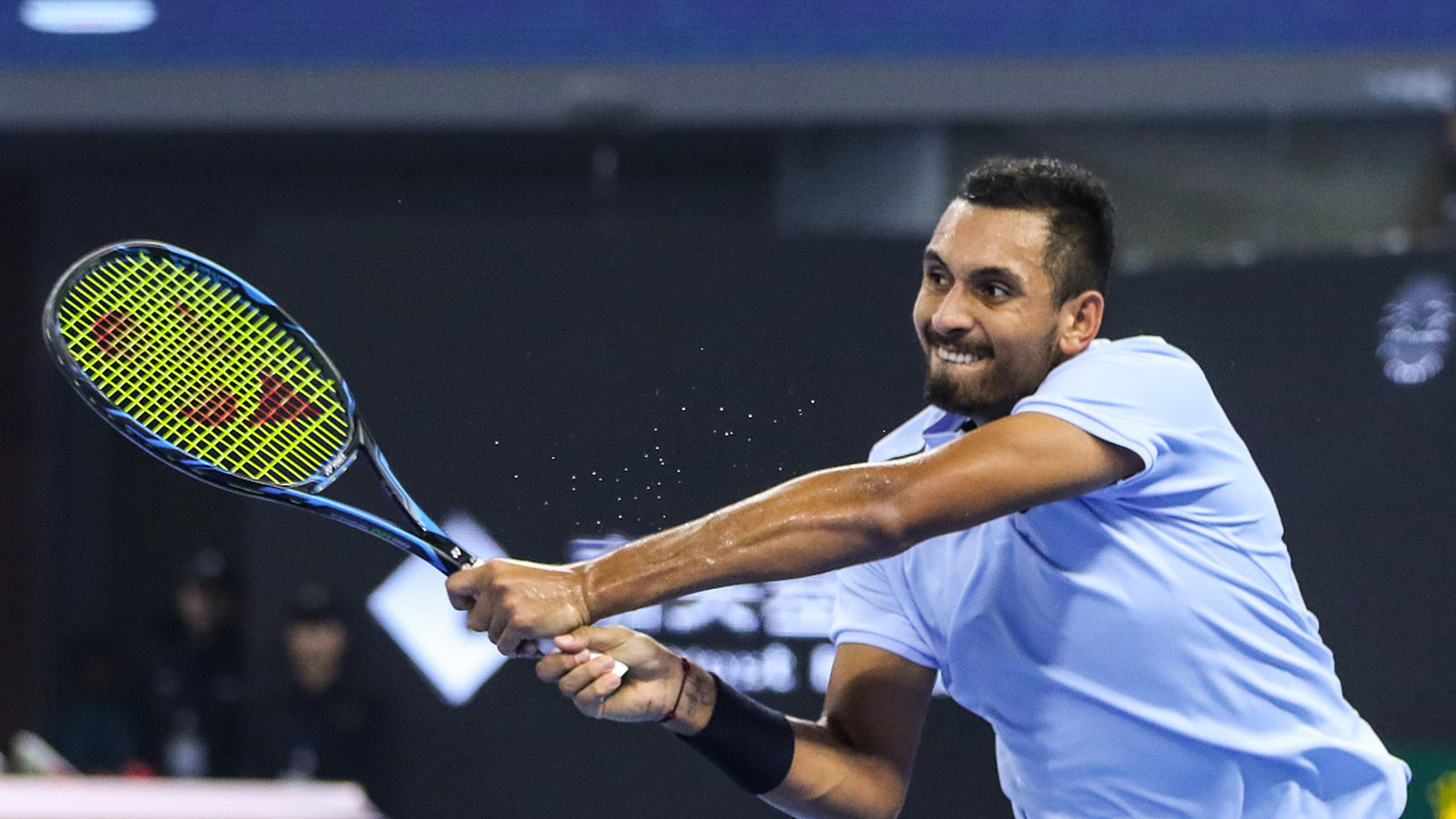 日本网球队鏖战世界网球队，克耶高斯高光表现的简单介绍