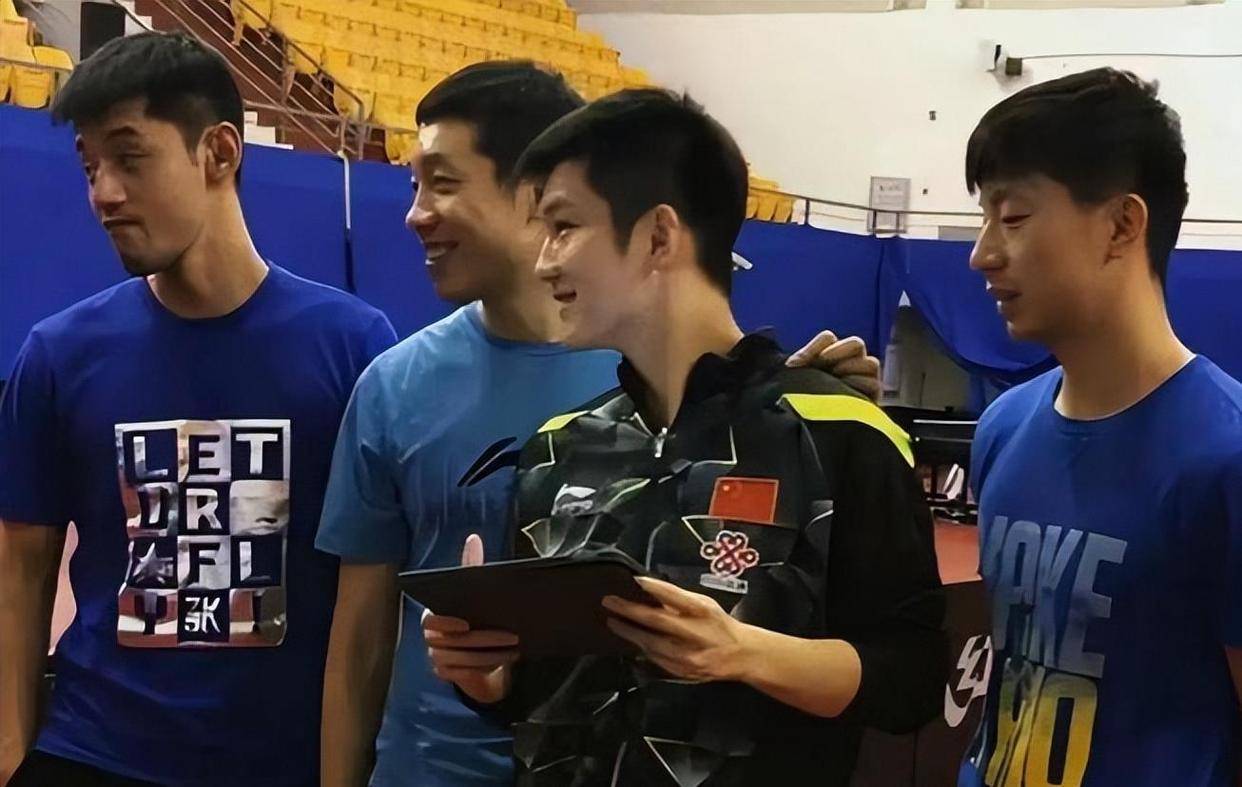 包含日本乒乓球队鏖战比利时乒乓球队，张继科制霸全场的词条