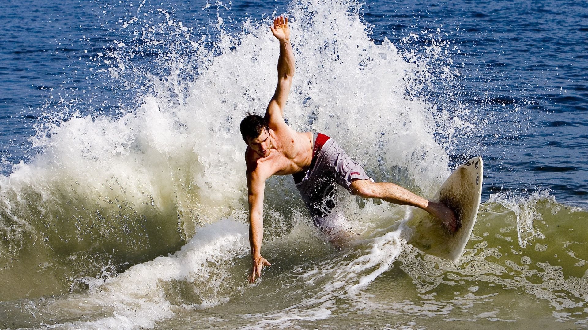 熊猫体育官方网站-从CBA到世界杯，北京队战术启示与福克斯的2026接管预言