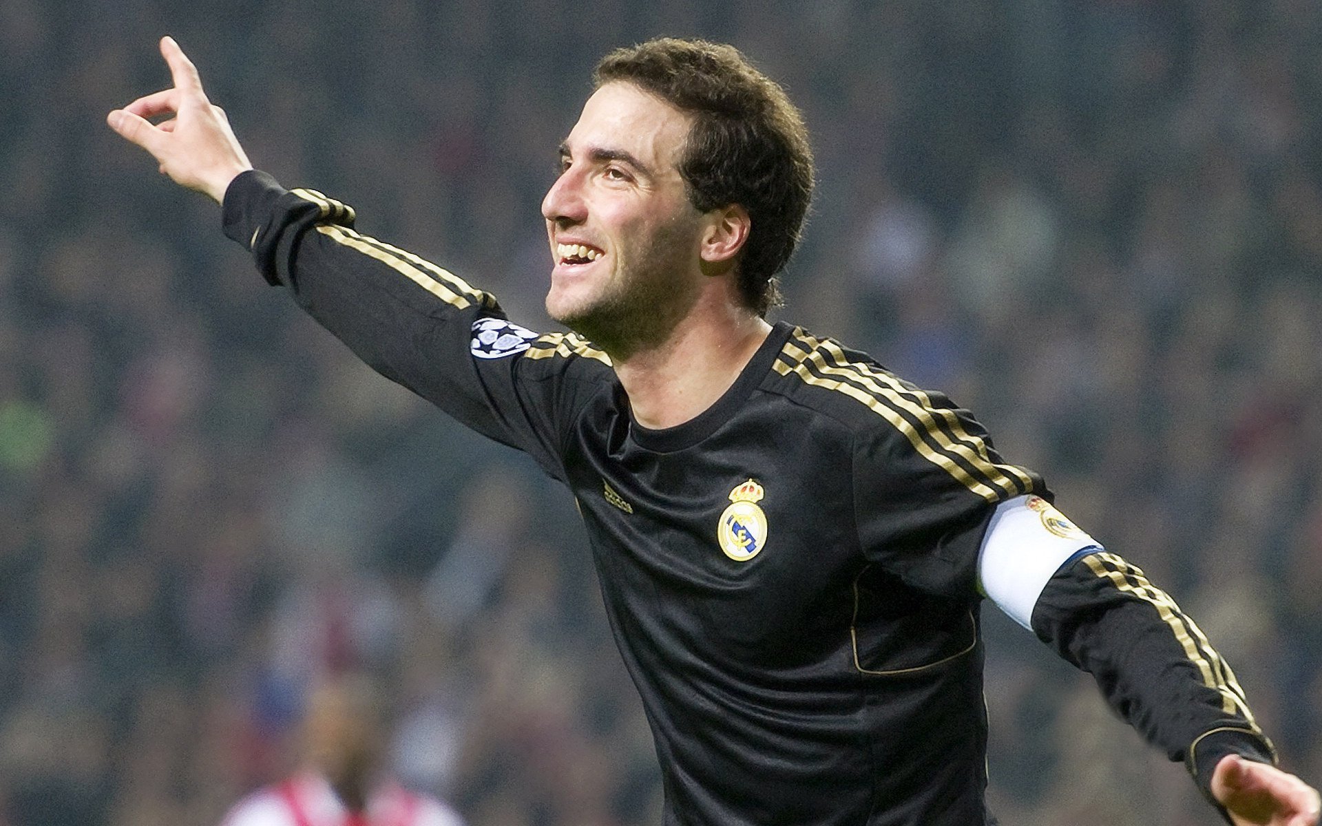 瑞典风暴席卷东京，团队横扫与梁靖崑的孤星闪耀